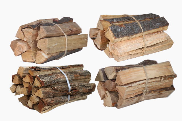 いろいろな木の種類の薪がございます
